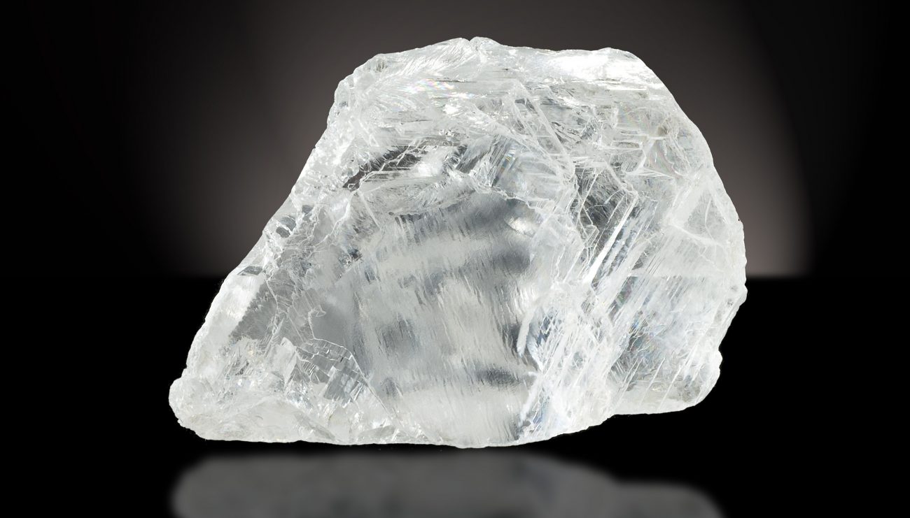 the Cullinan Diamond uncut - replica