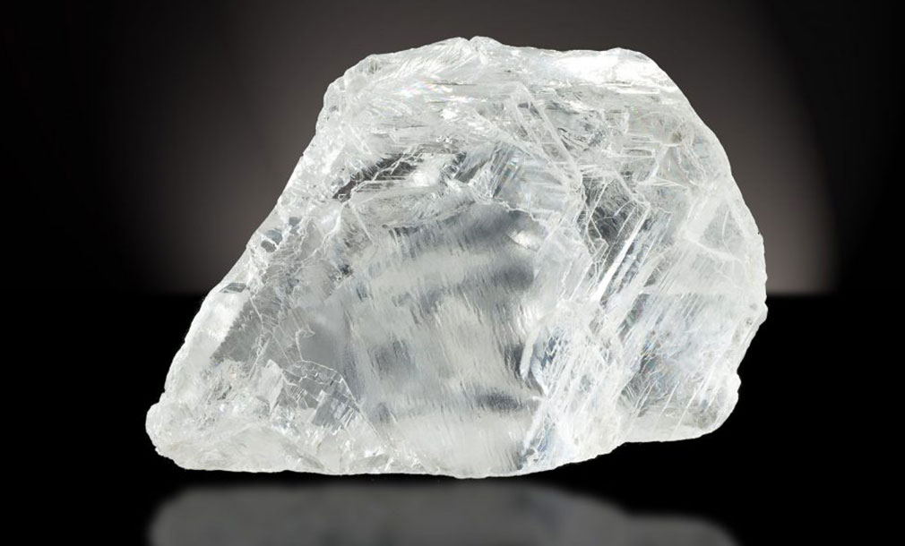 the Cullinan Diamond uncut - replica
